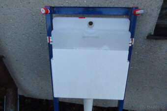 Prodám závěsné WC - 8