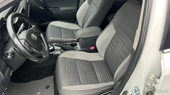 Toyota Auris - 8