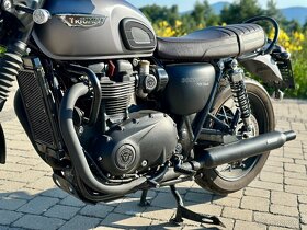 Triumph Bonneville T120 Black Custom - 8