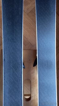 Prodám dětské lyže K2 136cm - 8