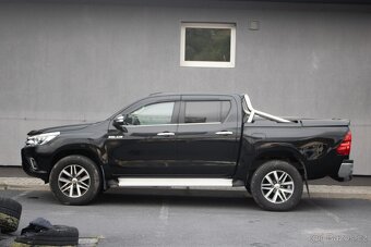 Toyota Hilux DC 2.4 I D-4D Executive A/T - 8