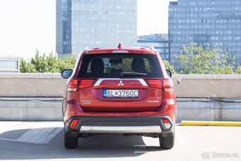 Mitsubishi Outlander 2.0 MIVEC Intense. - 8