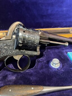 Historický revolver lefaux 12mm v kazete - 8