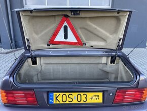 Mercedes-Benz R129 300 SL – Ikona stylu a inženýrství z prvn - 8