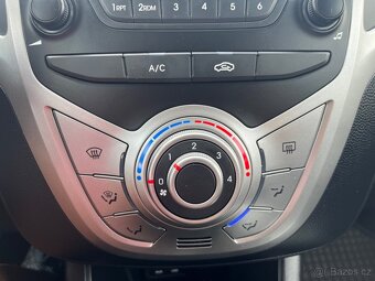 HYUNDAI ix20 1,4i - 8