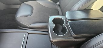 Tesla model S 90D nabijeni zdarma - 8