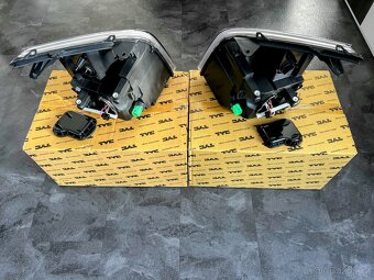 PŘEDNÍ SVĚTLA FORD TRANSIT / ZÁRUKA / ZASÍLÁME - 8