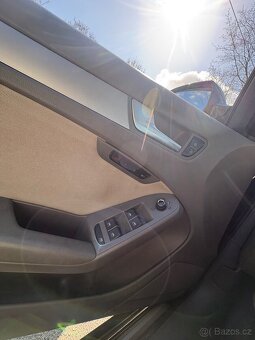 Audi A4 B8 2.0 TDi 105kw - 8