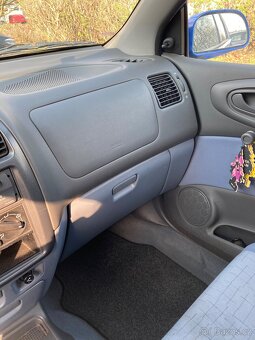 Mitsubishi Space Star 1,6 kombi rok výroby 2001 - 8