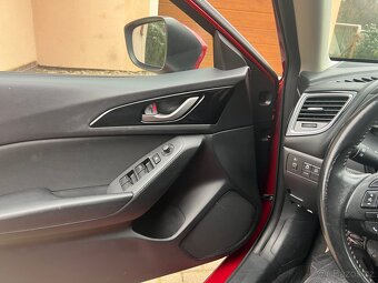 Mazda 3. 2.2 dci - 8
