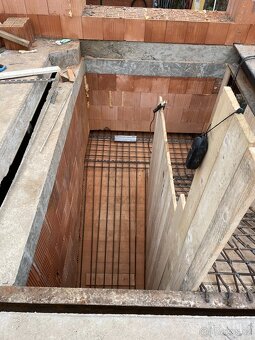 Betonové schodiště u Vás na stavbě - 8