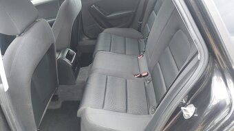 Audi A4 B8 kombi 2.0 TDI - 8