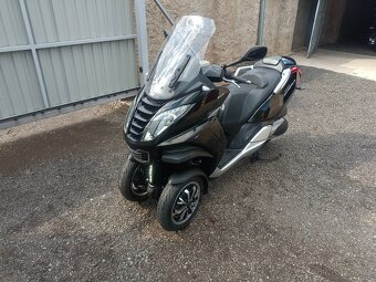 Peugeot Metropolis 400i CZ doklady v ceně Kufr. - 8