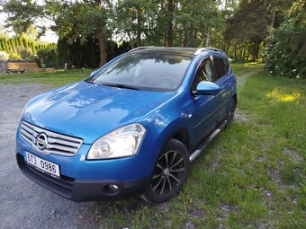 Nissan Qashqai 4x4 sedm míst - 8