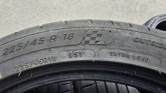 Letní pneu 225/45/18 Michelin Run Flat - 8