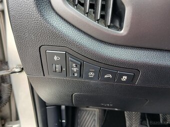 Kia Sportage 1.7 CRDi , 85 kW nafta, 2011 - 8