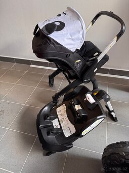 Doona + originál mobilní autosedačka se základnou 0-13kg - 8