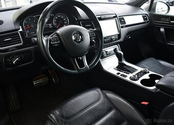 Volkswagen Touareg 3.0TDi 4M A/T VZDUCH TAŽNÉ ČR - 8
