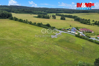 Prodej pozemku k bydlení v Vyžicích - 8