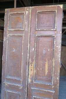 D/ Staré vchodové dveře - 8