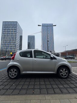 Peugeot 107, 1.0 , rok 2006 - 8