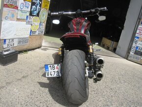 Harley Davidson VRSCAW V-ROD - 8