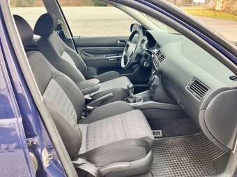 Volkswagen Golf Variant 1.9 TDI, 74 kW, rok 2006 - 8