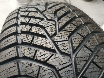 235/55 r20 zimni pneumatiky R20 235 55 20 235/55/20 pneu - 8