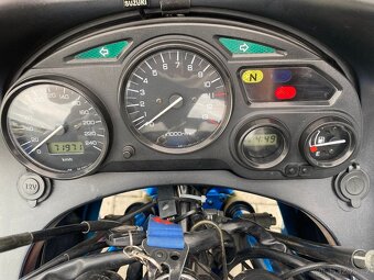 Suzuki GSX 600 F 2002, v TP 25kw - 8