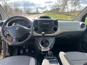 Peugeot Partner Tepee 1,6HDi 80KW TAŽNÉ ZAŘÍZENÍ - 8