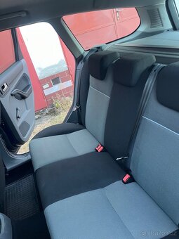Ford focus 1.6 74kW 2010 combi - 8