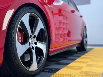 VW Golf 7 GTI Performance / 150.000Km /DCC/Dynaudio/Panorama - 8