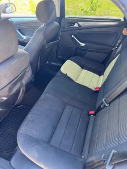 Ford Mondeo mk4 2.0tdci 103kw - 8