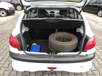 PEUGEOT 206 1.4 HDi 50KW,SERVO,EL.OKNA,CENTRÁL,ZÁVĚS. - 8
