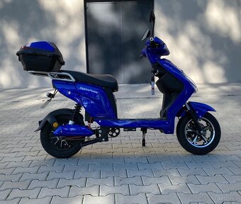 Elektroskutr bez ŘP Elektropower Nova M3 - 8