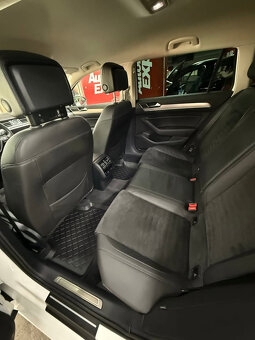 Volkswagen Passat R-line - 8
