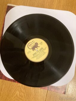 Prodám 2LP Emerson, Lake & Palmer - 8