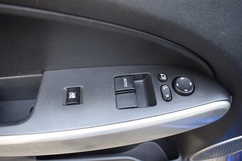 Mazda 2 1,4D PO SERVISU,BEZ KOROZE - 8