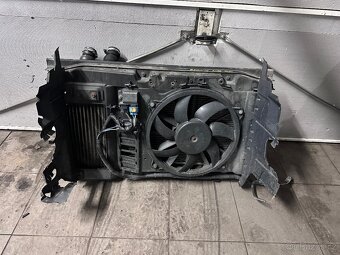 Citroen Berlingo r.v.2010  přední část - 8