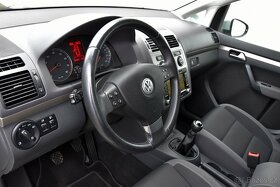 Volkswagen Touran 1.4 TSi FREESTYLE,NAVI,DKLIMA////REZERVACE - 8