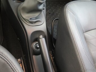 Dacia Duster 1.2TCe,4x4,navi,klima,tažné,kůže,výhřev,1.majit - 8