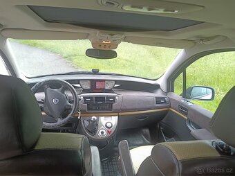 Lancia Phedra 2.2 JTD 125kW, r.v. 2008 – maximální výbava - 8