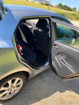 Mazda 2, 2012, 127 000 najeto, klima. vyhřívané sedačky - 8