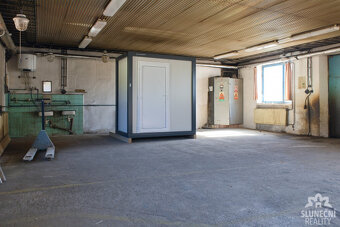 Pronájem výrobní haly,  313 m², Staré Město - 8