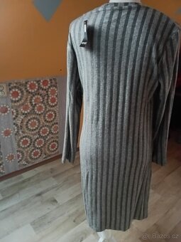NOVÉ ŠATY PRUHOVANE ŠEDÉ ESMARA L/44 - 8