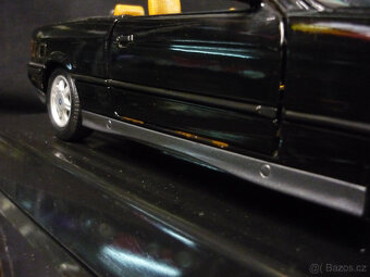 BMW 325i Convertible Maisto 1/18 - 8