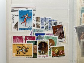 Poštovní známky - album světové - cca 600 ks - 8
