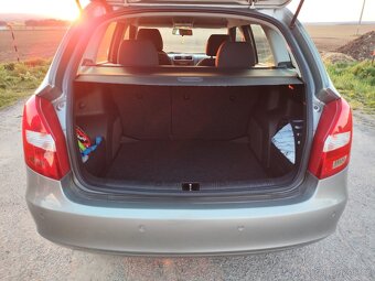 Škoda Fabia 2 1.4 16v - 8