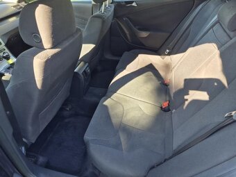 Prodám Volkswagen Passat 2.0 TDI 103kW - KLIMATIZACE - 8