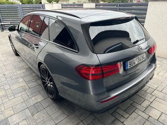Prodám MERCEDES E220d,W213,AMG,R20,DPH - 8